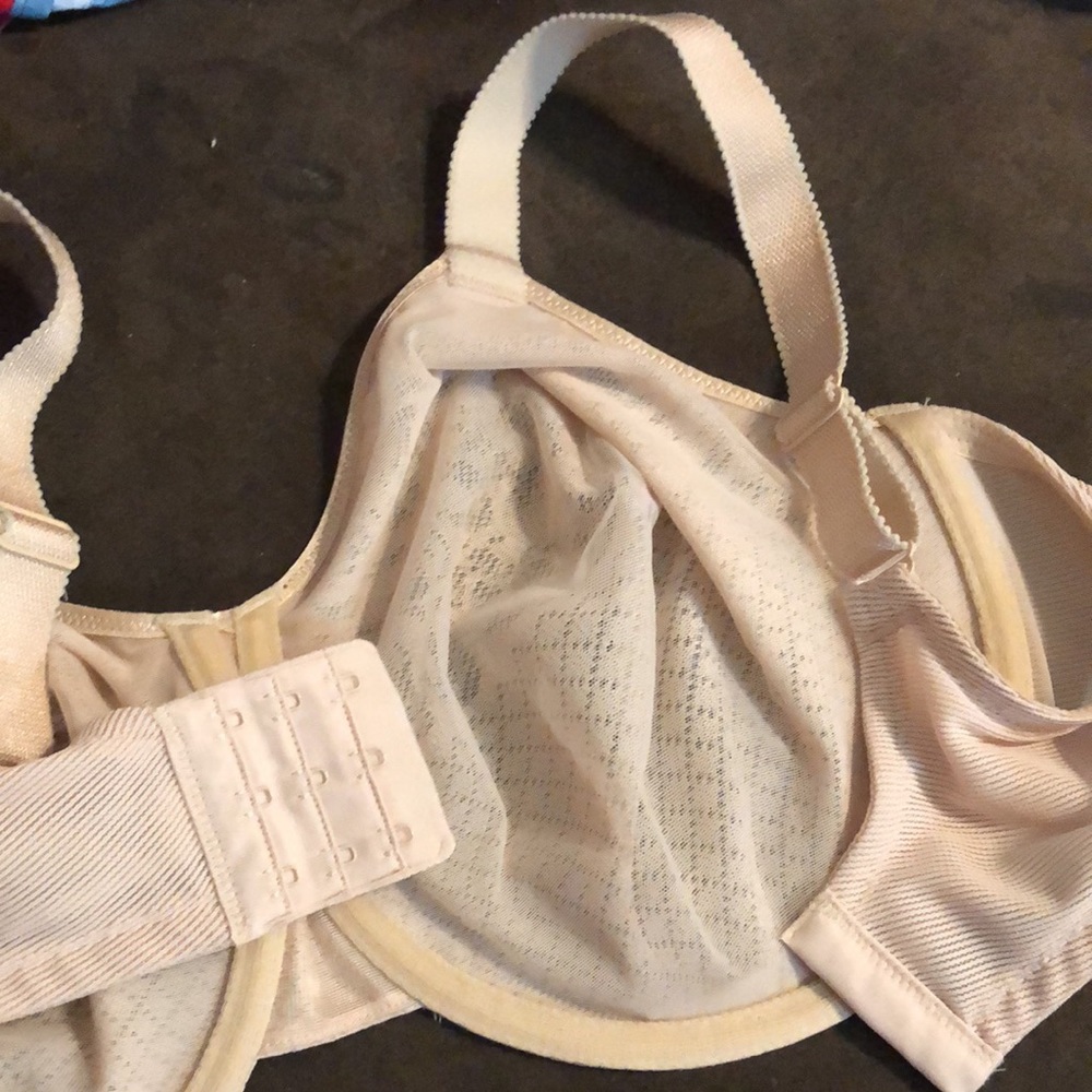 Wacoal Bra 42DDD - Picture 6 of 9